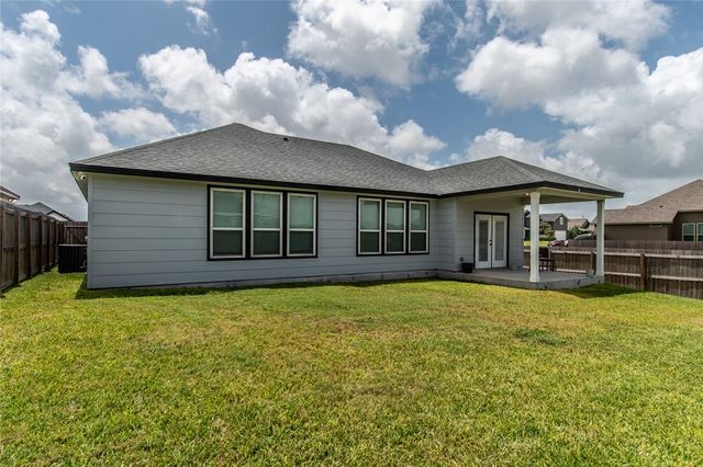 3425 Pineda St, Corpus Christi, TX 78414