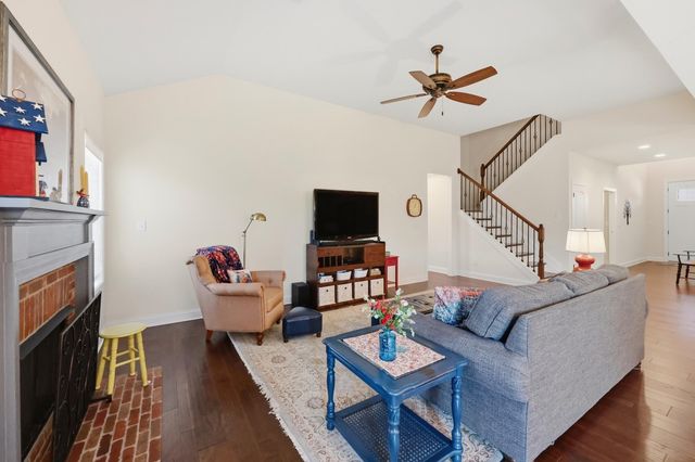 1108 Twilight Shadow Drive, Lexington, KY 40509