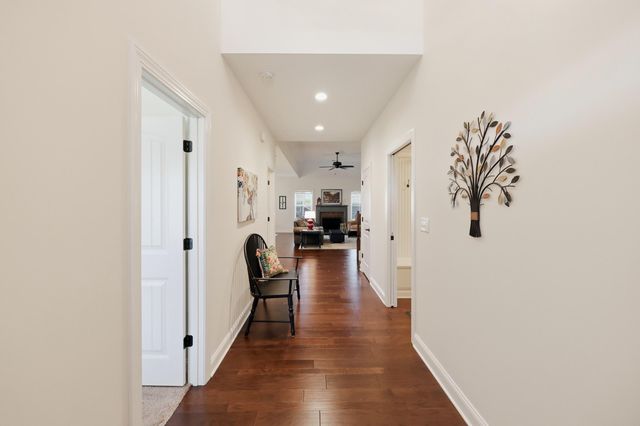 1108 Twilight Shadow Drive, Lexington, KY 40509