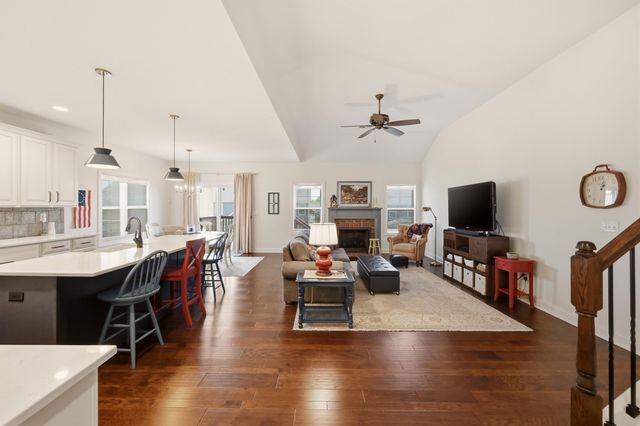 1108 Twilight Shadow Drive, Lexington, KY 40509