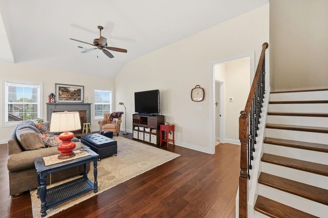 1108 Twilight Shadow Drive, Lexington, KY 40509