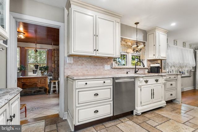 628 WILSON RD, Wilmington, DE 19803