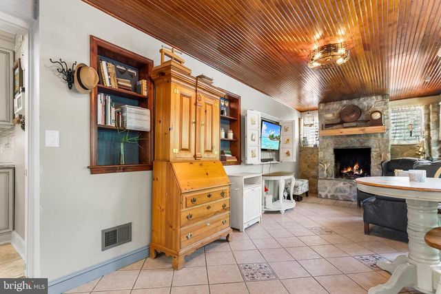628 WILSON RD, Wilmington, DE 19803