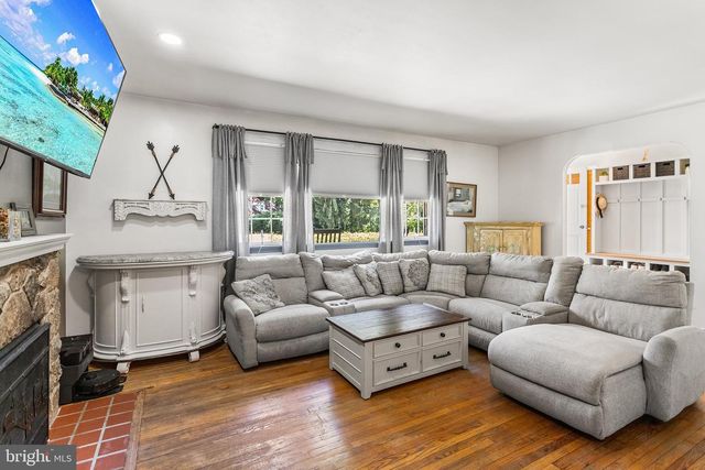 628 WILSON RD, Wilmington, DE 19803