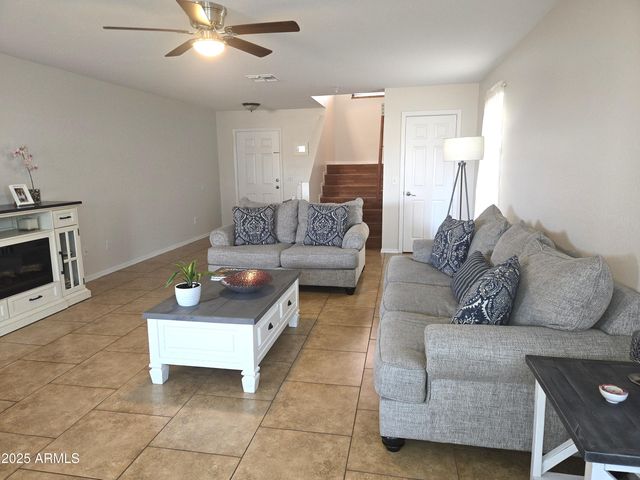 3283 S CONESTOGA Road, Apache Junction, AZ 85119