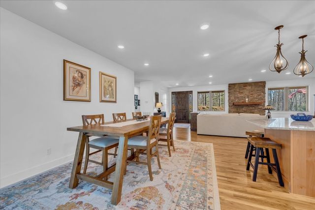 414 Watercolor Dr, Sparta, TN 38583
