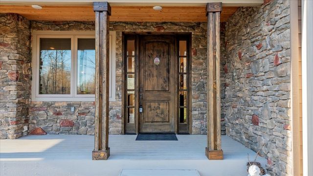 414 Watercolor Dr, Sparta, TN 38583