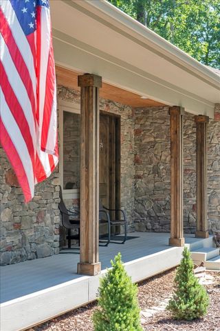 414 Watercolor Dr, Sparta, TN 38583