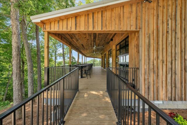 414 Watercolor Dr, Sparta, TN 38583