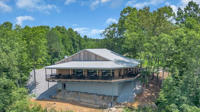 414 Watercolor Dr, Sparta, TN 38583