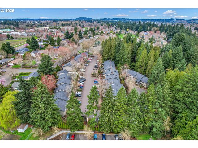 29750 Sw COURTSIDE Dr 1, Wilsonville, OR 97070