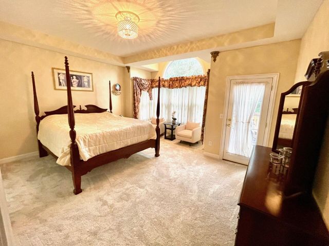 5386 Medallion Drive W, Westerville, OH 43082