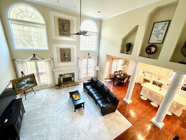 5386 Medallion Drive W, Westerville, OH 43082