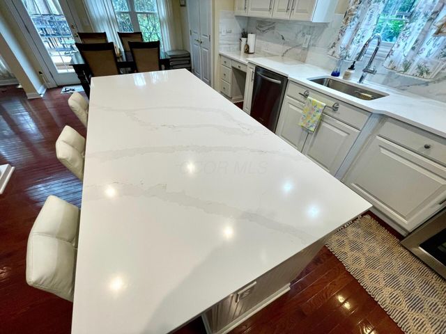 5386 Medallion Drive W, Westerville, OH 43082