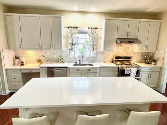 5386 Medallion Drive W, Westerville, OH 43082