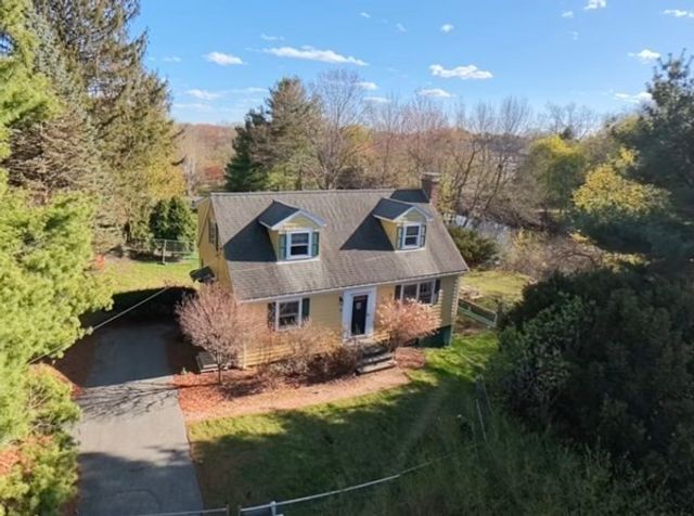 48 River Ave, Newton, MA 02464