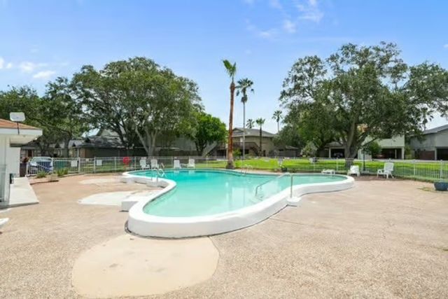2056 Hidden Lake 3, Corpus Christi, TX 78412