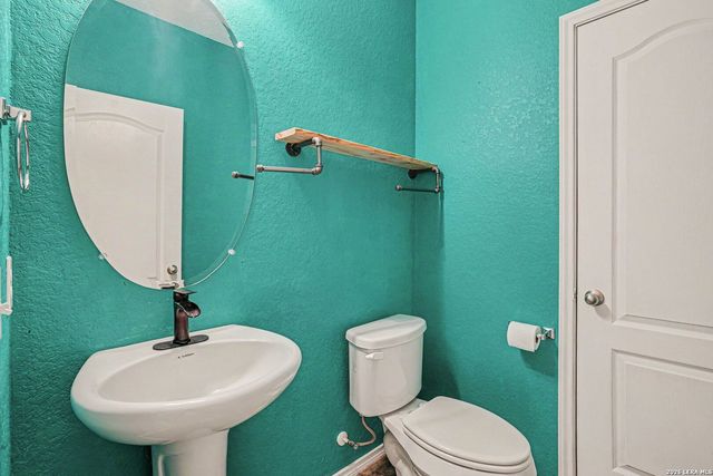 8410 Puente, San Antonio, TX 78223