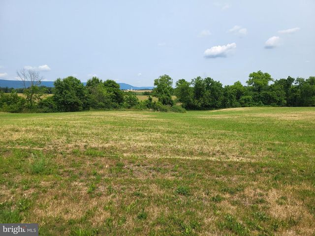 MARANATHA DR, Saint Thomas, PA 17252