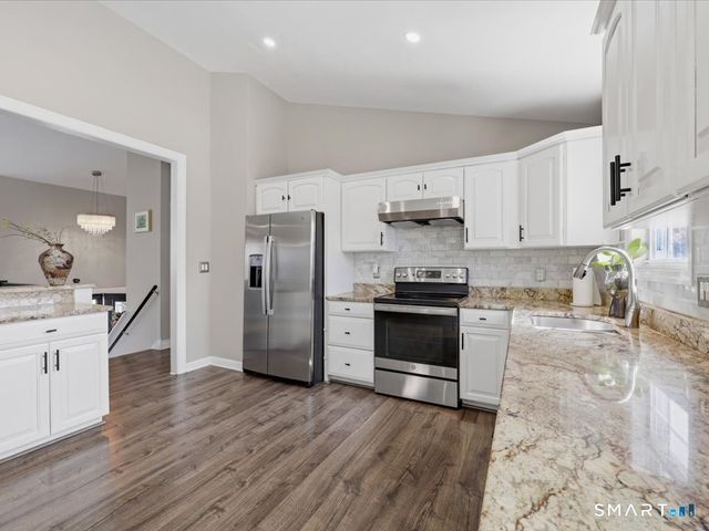 59 Wood Terrace, East Haven, CT 06513