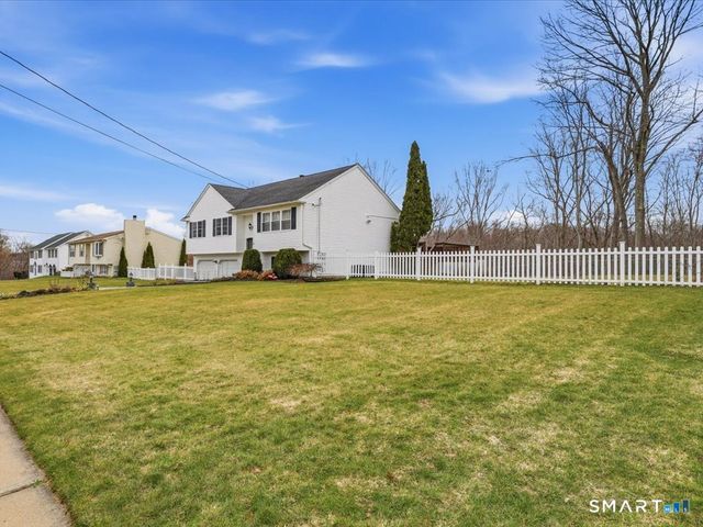 59 Wood Terrace, East Haven, CT 06513