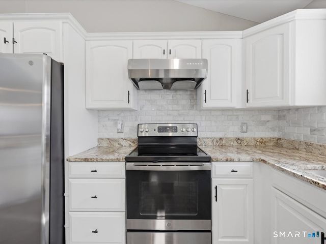 59 Wood Terrace, East Haven, CT 06513