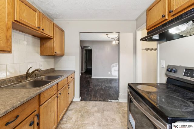 3337 Martin Avenue, Omaha, NE 68112