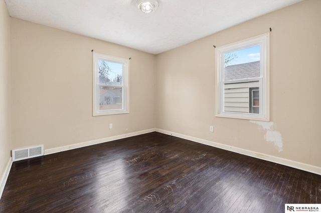 3337 Martin Avenue, Omaha, NE 68112