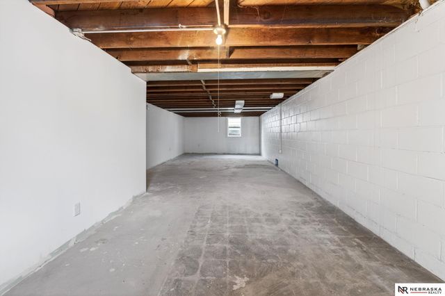 3337 Martin Avenue, Omaha, NE 68112