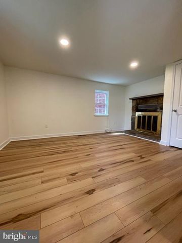 125 W CAMBRIDGE ST, Fredericksburg, VA 22405
