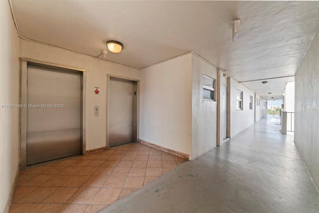 16450 Miami Dr 602, North Miami Beach, FL 33162