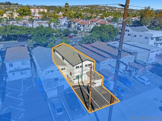 2033 Garnet Ave, San Diego, CA 92109