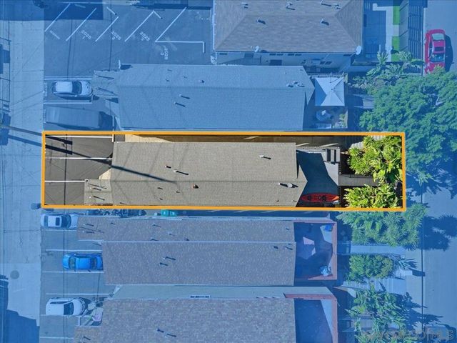 2033 Garnet Ave, San Diego, CA 92109