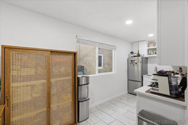 2033 Garnet Ave, San Diego, CA 92109