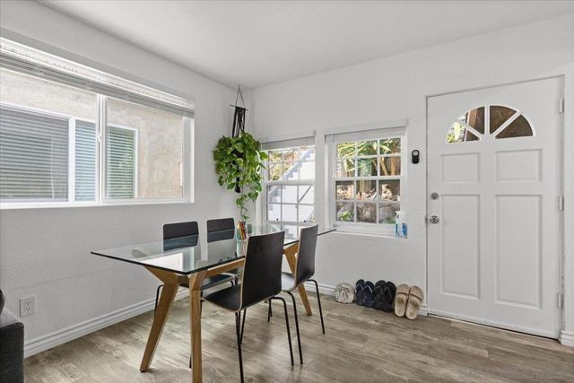 2033 Garnet Ave, San Diego, CA 92109