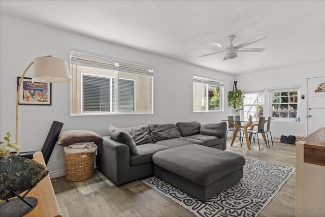 2033 Garnet Ave, San Diego, CA 92109