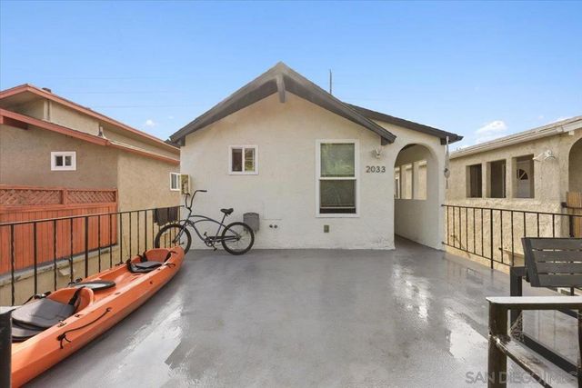 2033 Garnet Ave, San Diego, CA 92109