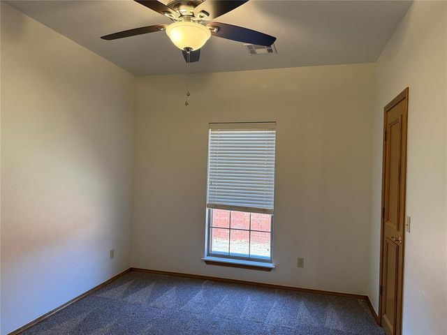 11413 NW 117th Court, Yukon, OK 73099