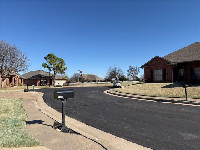 11413 NW 117th Court, Yukon, OK 73099