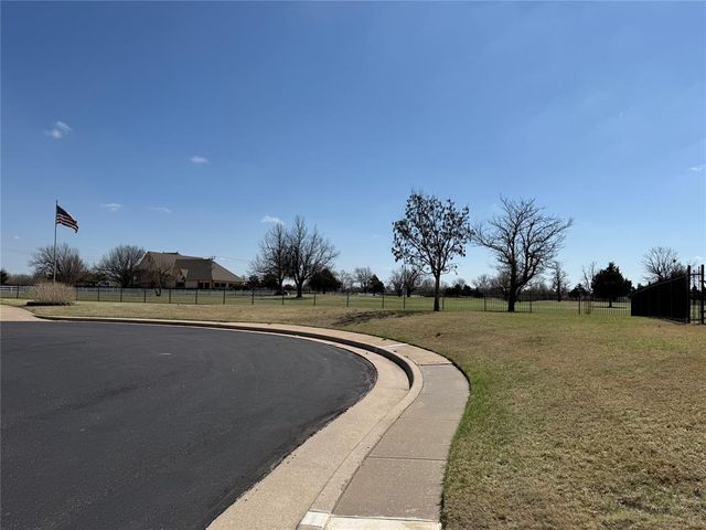 11413 NW 117th Court, Yukon, OK 73099