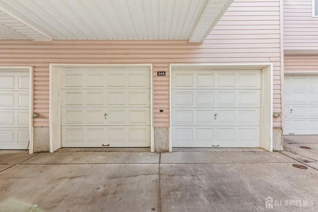 544 Great Beds Court, Perth Amboy, NJ 08861