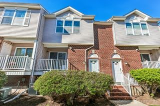 544 Great Beds Court, Perth Amboy, NJ 08861