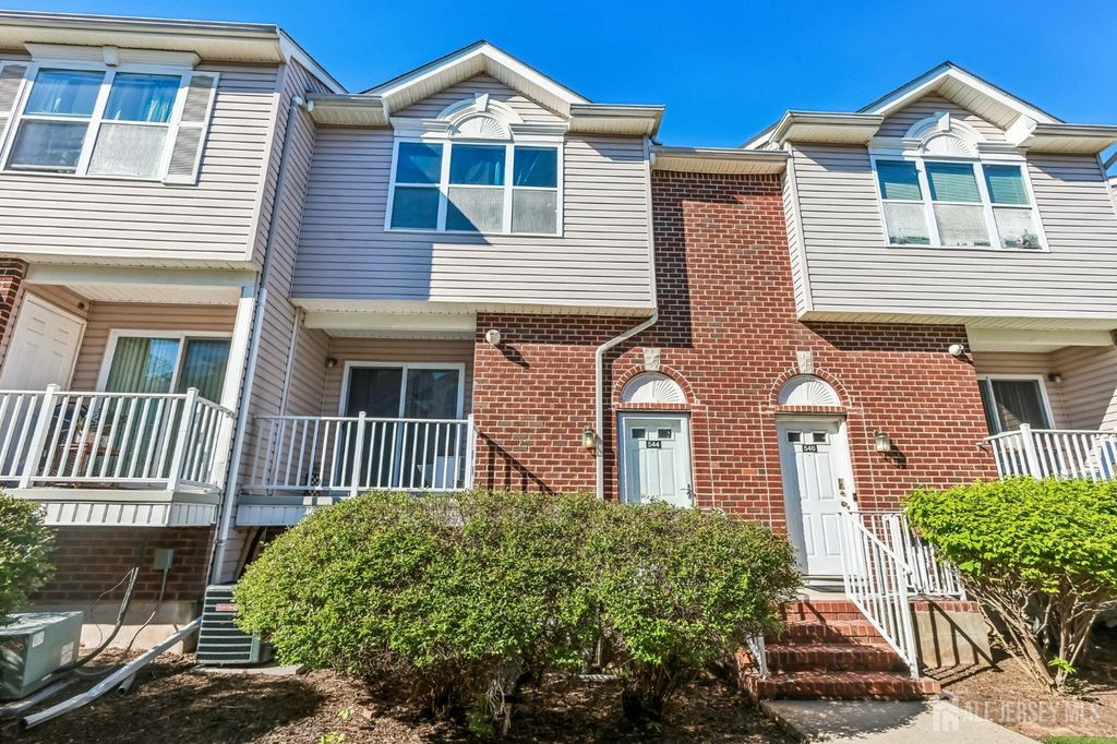 544 Great Beds Court, Perth Amboy, NJ 08861