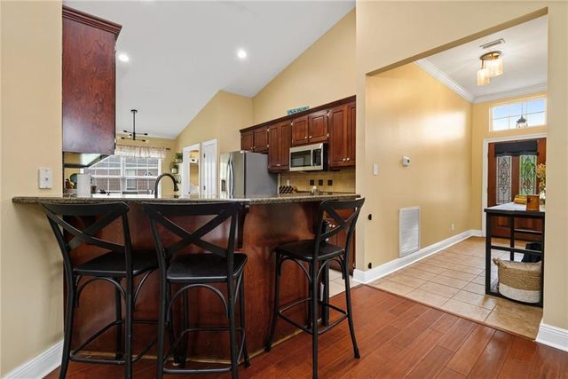 9658 Polo Place Circle, Mobile, AL 36695