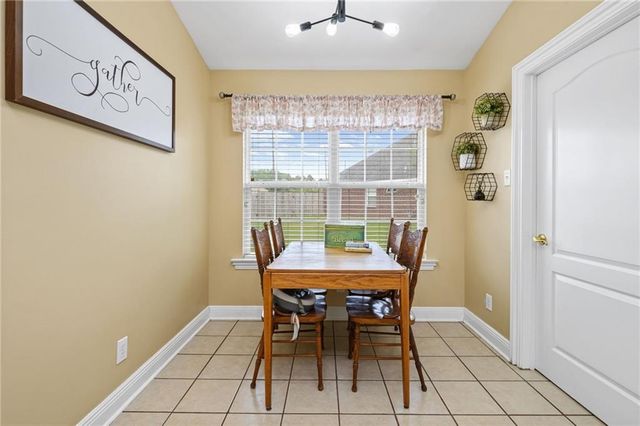 9658 Polo Place Circle, Mobile, AL 36695