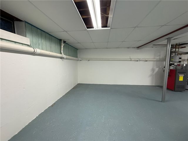 53 Whipple Avenue, Barrington, RI 02806