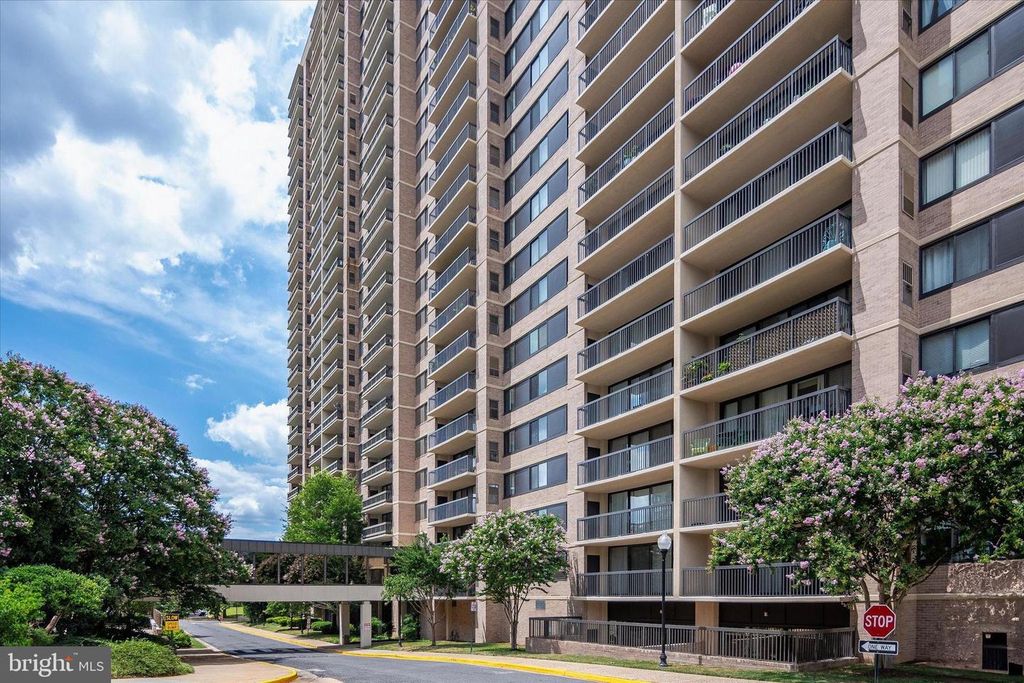 5505 SEMINARY RD #904N, Falls Church, VA 22041