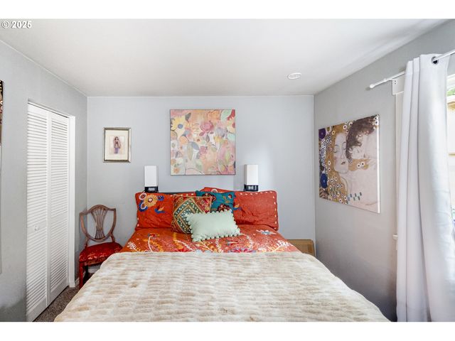 6125 Se 138TH Pl, Portland, OR 97236