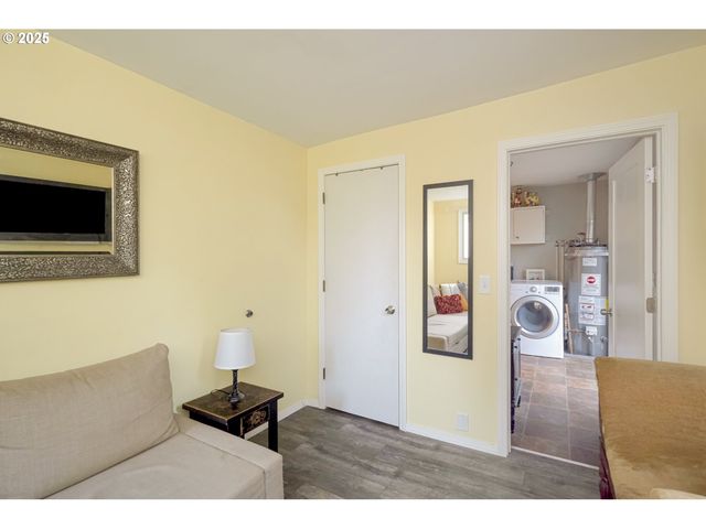 6125 Se 138TH Pl, Portland, OR 97236