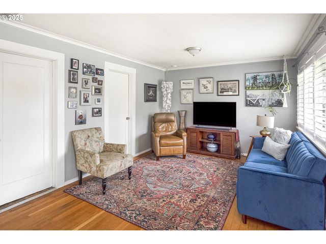 6125 Se 138TH Pl, Portland, OR 97236